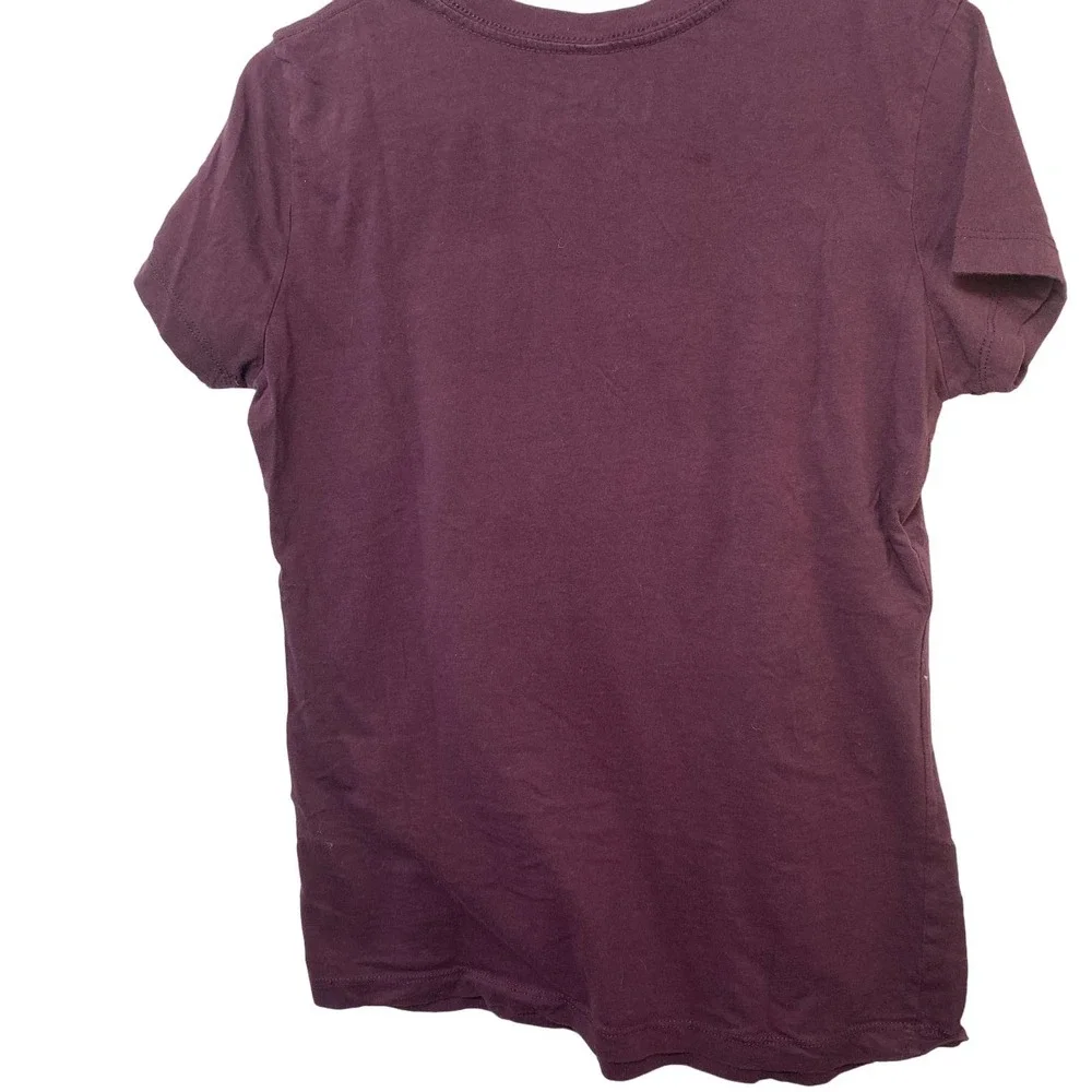 Whisky Makes Me Frisky Graphic  T-Shirt - Picture 2 of 3